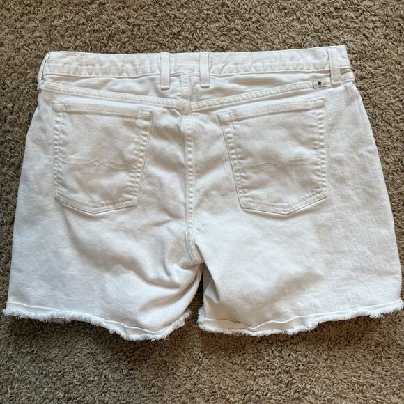 Lucky Brand Laguna Shorts Size 14/32 White Denim Pockets Stretch Cuffed Raw Hem - Picture 2 of 9